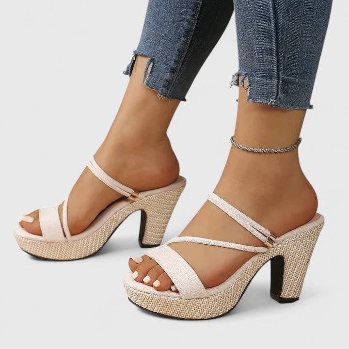 Lorienna | Talons Sophistiqués